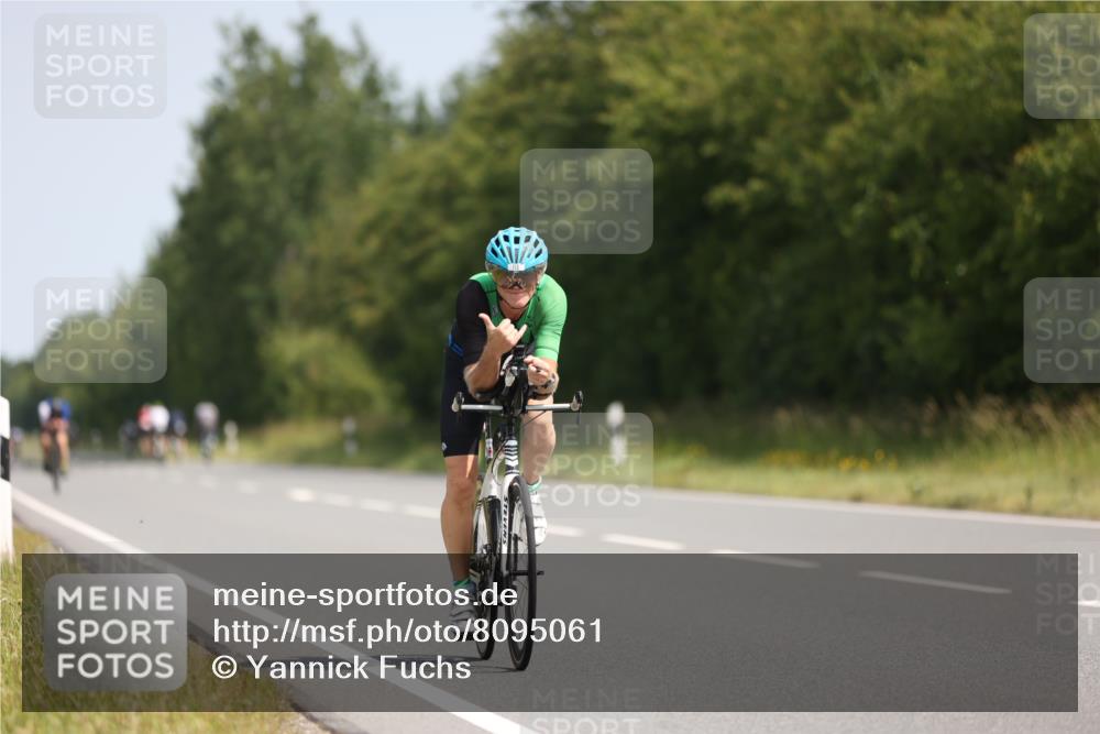 22.06.2025 - Viking Triathlon Yannick Fuchs http://msf.ph/oto/8095061 22.06.2025 11:20:21 Radfahren 38, 106, 113, 554, 608, 628 meine-sportfotos.de