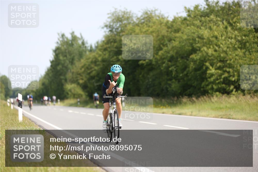 22.06.2025 - Viking Triathlon Yannick Fuchs http://msf.ph/oto/8095075 22.06.2025 11:20:21 Radfahren 38, 106, 113, 554, 608, 628 meine-sportfotos.de