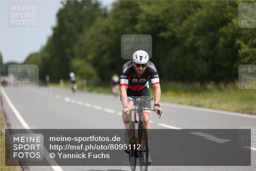 22.06.2025 - Viking Triathlon Yannick Fuchs http://msf.ph/oto/8095112 22.06.2025 11:57:26 Radfahren 1, 71, 330, 455 meine-sportfotos.de