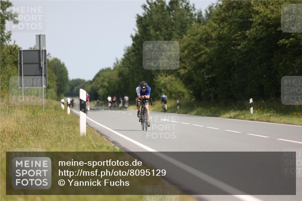22.06.2025 - Viking Triathlon Yannick Fuchs http://msf.ph/oto/8095129 22.06.2025 11:20:25 Radfahren 106, 113, 608, 628, 631, 654 meine-sportfotos.de