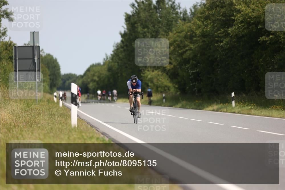 22.06.2025 - Viking Triathlon Yannick Fuchs http://msf.ph/oto/8095135 22.06.2025 11:20:25 Radfahren 106, 113, 608, 628, 631, 654 meine-sportfotos.de