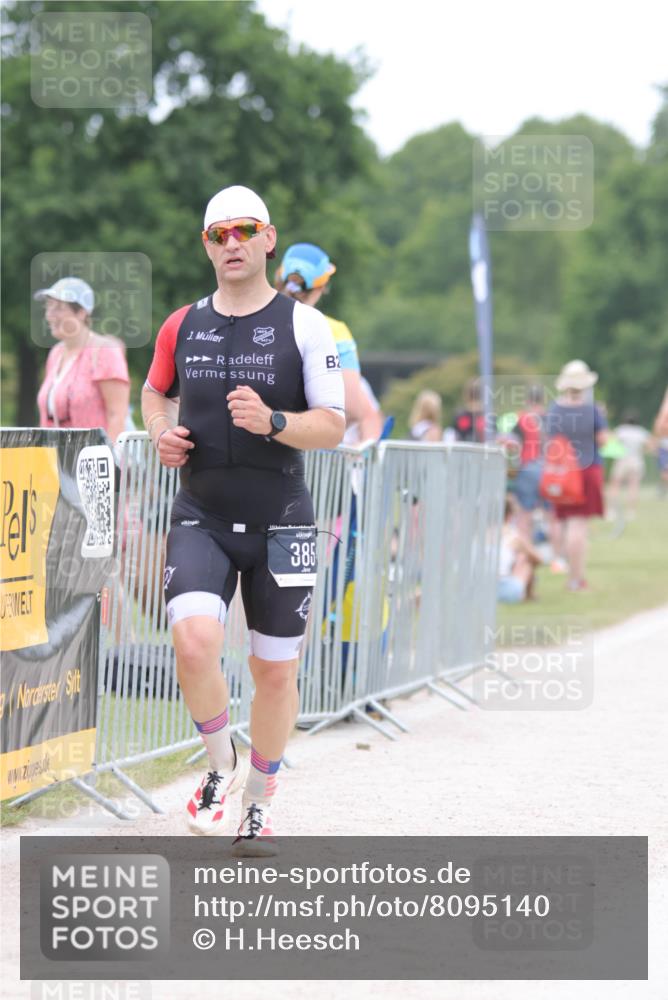 22.06.2025 - Viking Triathlon H.Heesch http://msf.ph/oto/8095140 22.06.2025 15:26:21 Laufen 89, 385 meine-sportfotos.de