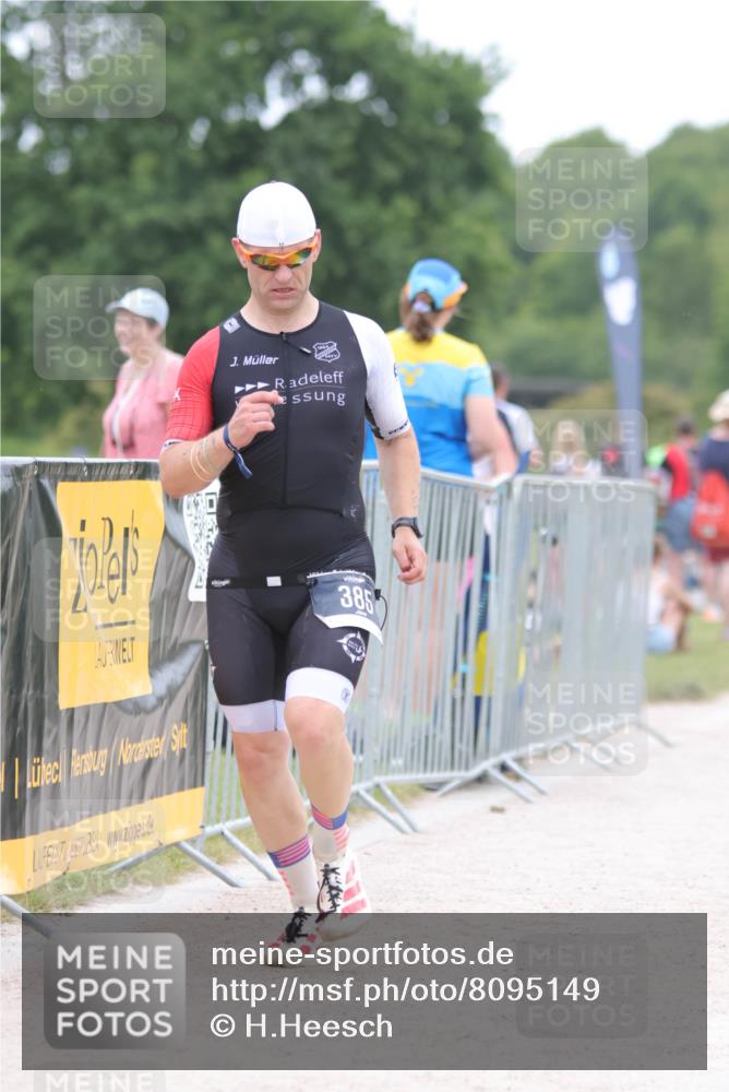 22.06.2025 - Viking Triathlon H.Heesch http://msf.ph/oto/8095149 22.06.2025 15:26:21 Laufen 89, 385 meine-sportfotos.de