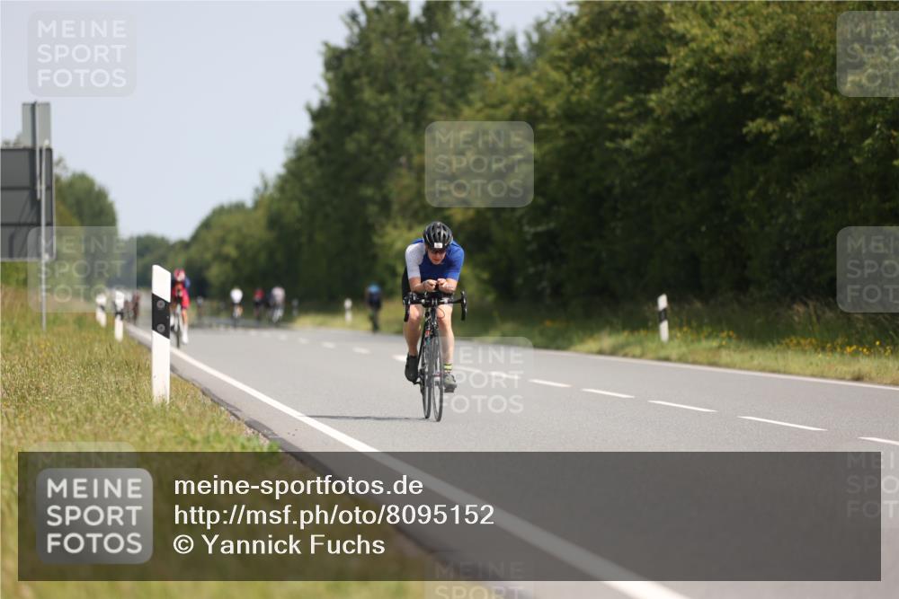 22.06.2025 - Viking Triathlon Yannick Fuchs http://msf.ph/oto/8095152 22.06.2025 11:20:26 Radfahren 106, 113, 608, 628, 631, 654 meine-sportfotos.de