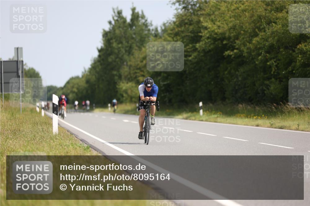 22.06.2025 - Viking Triathlon Yannick Fuchs http://msf.ph/oto/8095164 22.06.2025 11:20:27 Radfahren 106, 608, 628, 631, 654 meine-sportfotos.de