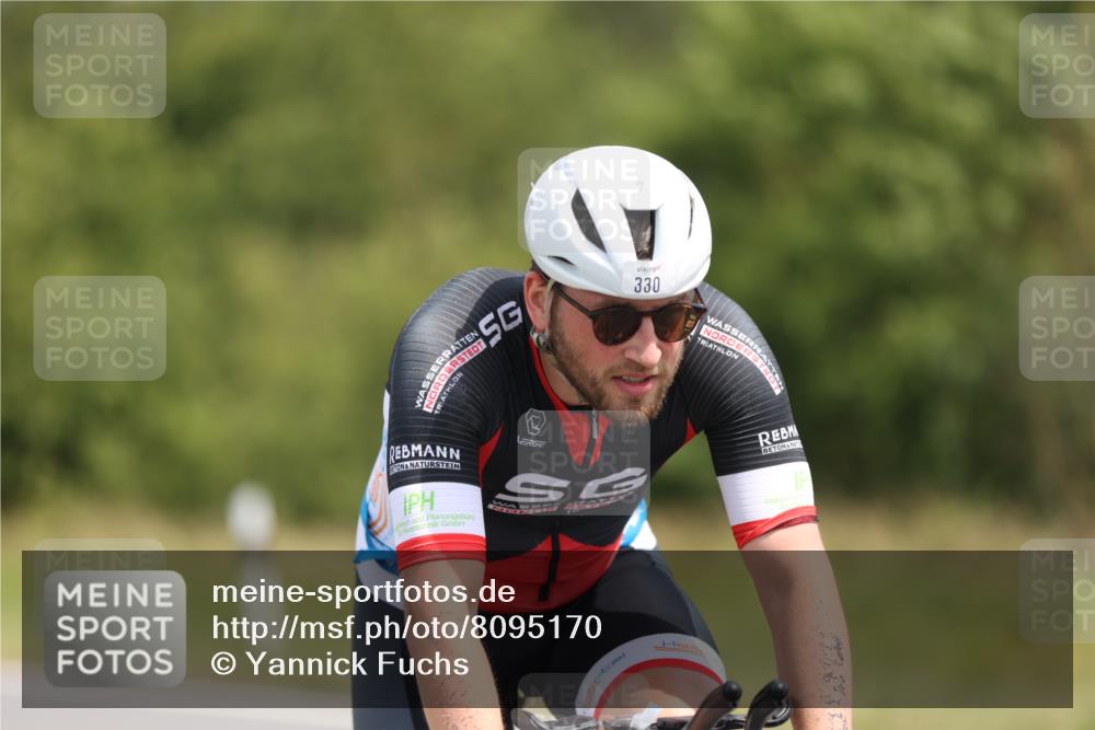 22.06.2025 - Viking Triathlon Yannick Fuchs http://msf.ph/oto/8095170 22.06.2025 11:57:27 Radfahren 1, 71, 330, 455 meine-sportfotos.de