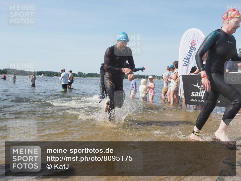 22.06.2025 - Viking Triathlon KatJ http://msf.ph/oto/8095175 22.06.2025 10:30:24 Schwimmen 132, 381, 393, 491, 551, 626, 643 meine-sportfotos.de