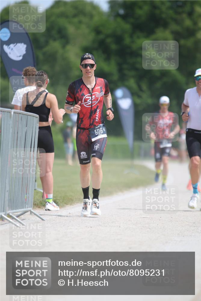 22.06.2025 - Viking Triathlon H.Heesch http://msf.ph/oto/8095231 22.06.2025 13:06:12 Laufen 207, 448, 506, 546 meine-sportfotos.de