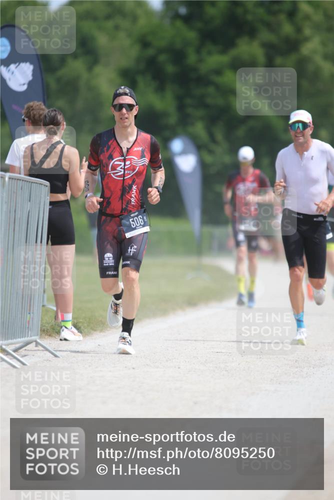 22.06.2025 - Viking Triathlon H.Heesch http://msf.ph/oto/8095250 22.06.2025 13:06:12 Laufen 207, 448, 506, 546 meine-sportfotos.de