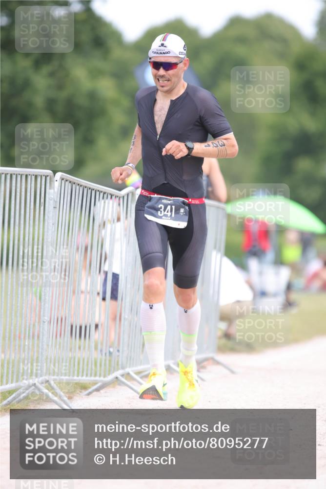 22.06.2025 - Viking Triathlon H.Heesch http://msf.ph/oto/8095277 22.06.2025 13:24:18 Laufen 99, 341 meine-sportfotos.de