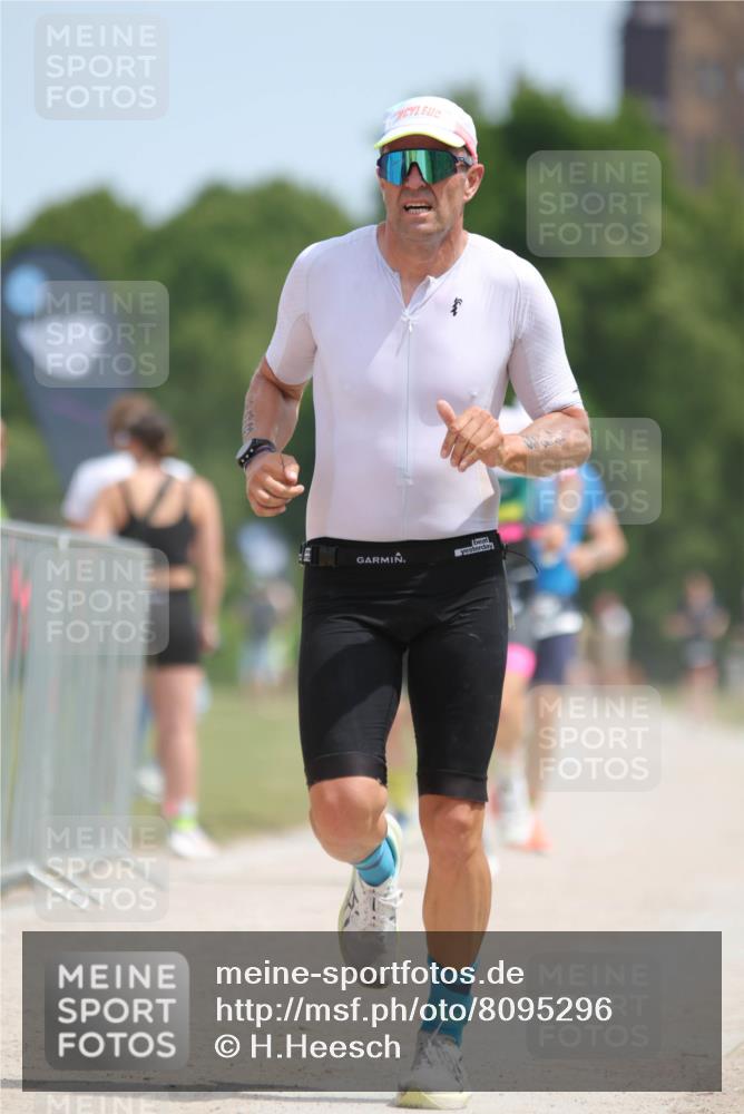 22.06.2025 - Viking Triathlon H.Heesch http://msf.ph/oto/8095296 22.06.2025 13:06:17 Laufen 209, 448, 506 meine-sportfotos.de