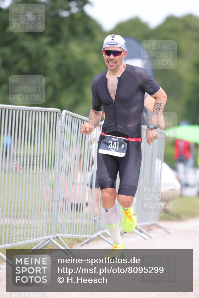 22.06.2025 - Viking Triathlon H.Heesch http://msf.ph/oto/8095299 22.06.2025 13:24:19 Laufen 99, 341 meine-sportfotos.de