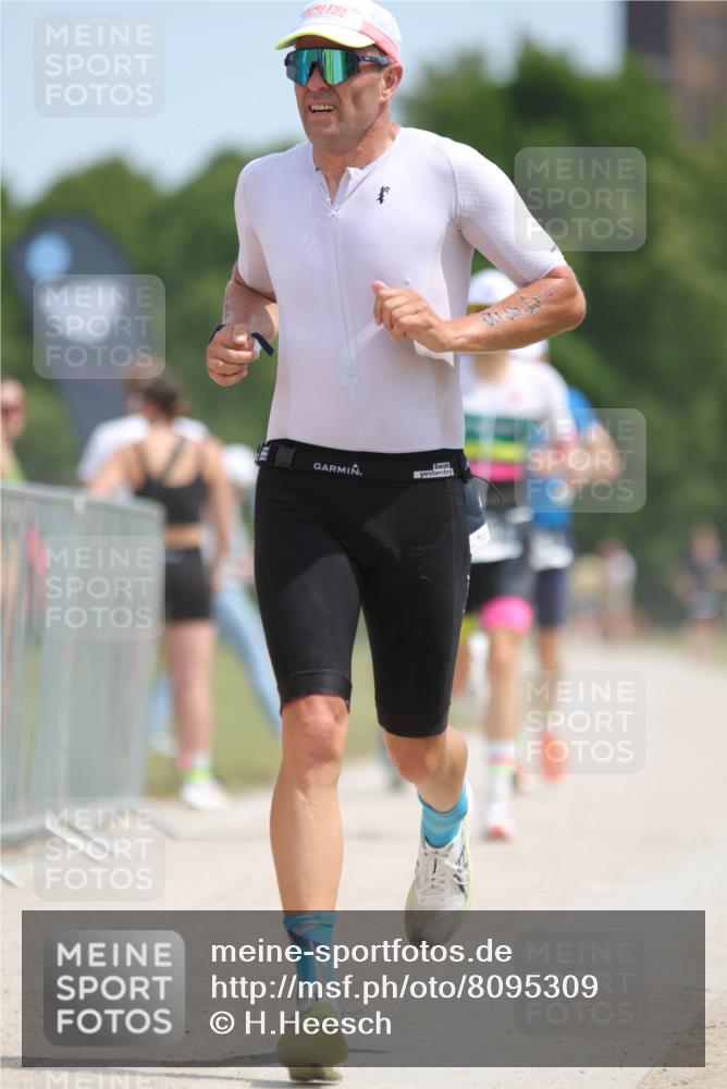 22.06.2025 - Viking Triathlon H.Heesch http://msf.ph/oto/8095309 22.06.2025 13:06:17 Laufen 209, 448, 506 meine-sportfotos.de