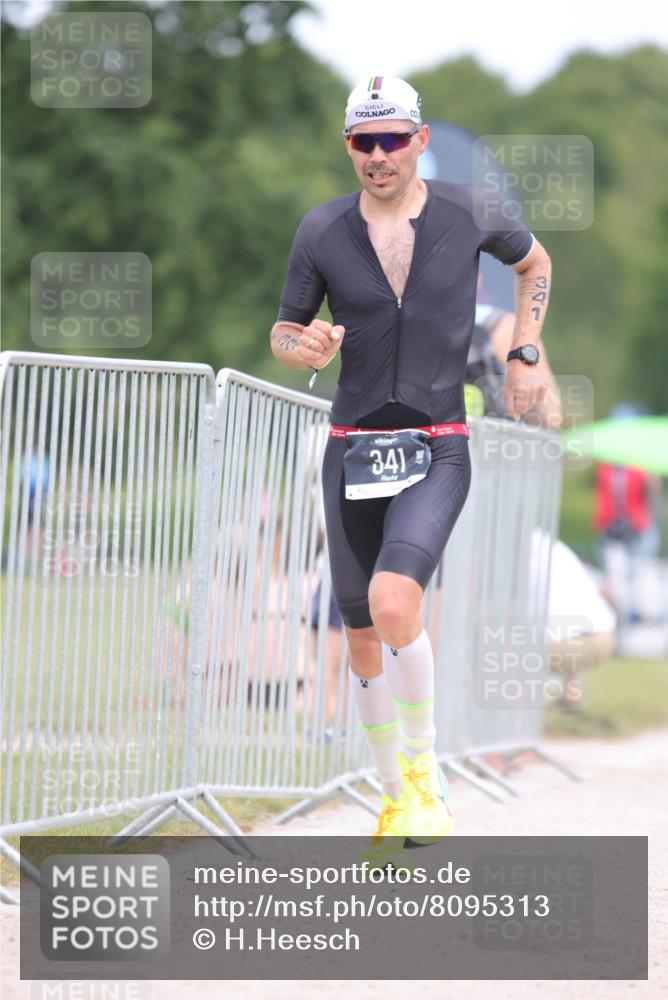 22.06.2025 - Viking Triathlon H.Heesch http://msf.ph/oto/8095313 22.06.2025 13:24:19 Laufen 99, 341 meine-sportfotos.de