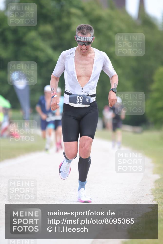 22.06.2025 - Viking Triathlon H.Heesch http://msf.ph/oto/8095365 22.06.2025 13:24:22 Laufen 99, 341 meine-sportfotos.de