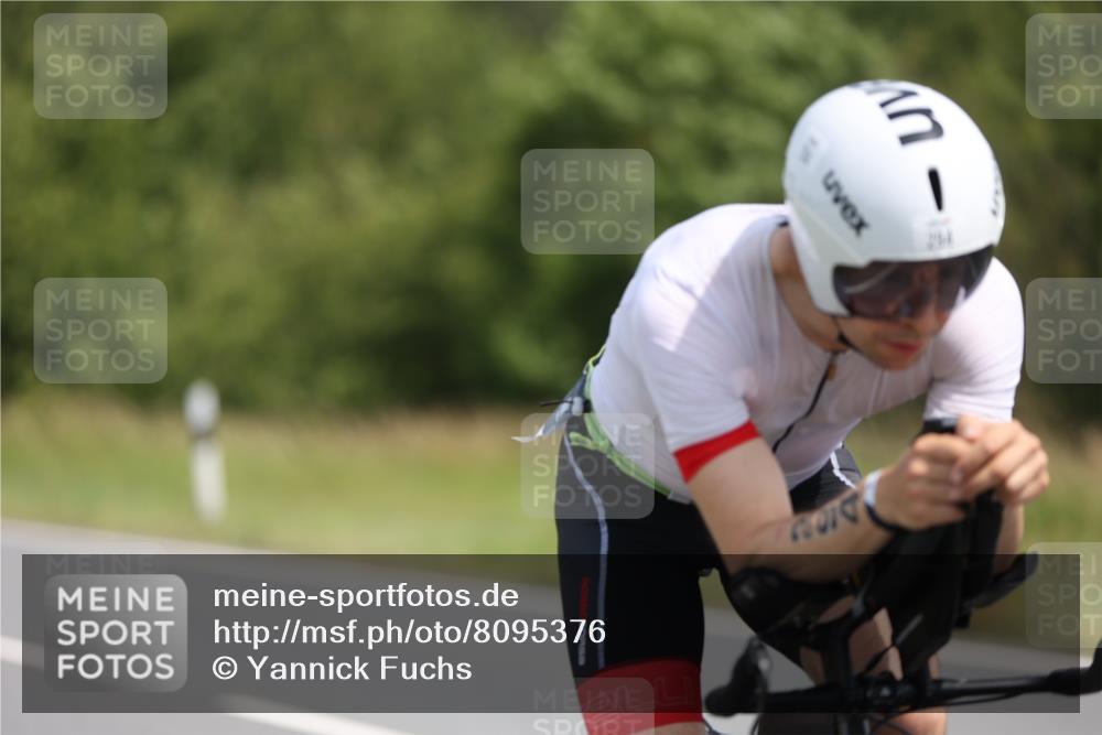 22.06.2025 - Viking Triathlon Yannick Fuchs http://msf.ph/oto/8095376 22.06.2025 11:57:55 Radfahren 5, 219, 229, 242, 271, 284, 294, 343, 429, 486 meine-sportfotos.de