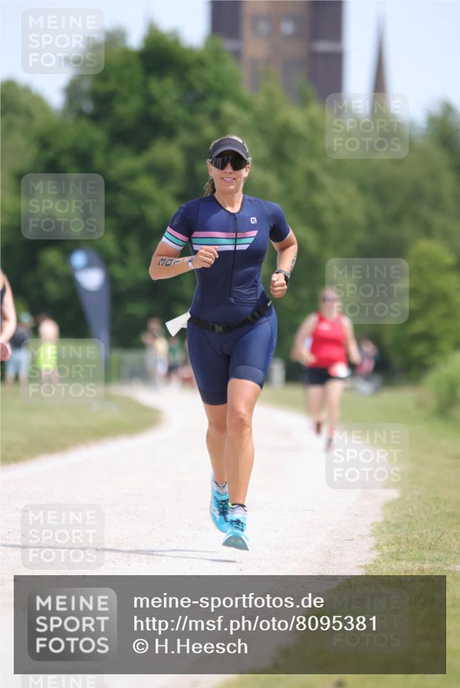 22.06.2025 - Viking Triathlon H.Heesch http://msf.ph/oto/8095381 22.06.2025 13:07:00 Laufen 301 meine-sportfotos.de