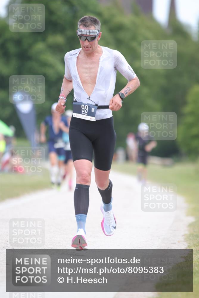22.06.2025 - Viking Triathlon H.Heesch http://msf.ph/oto/8095383 22.06.2025 13:24:22 Laufen 99, 341 meine-sportfotos.de