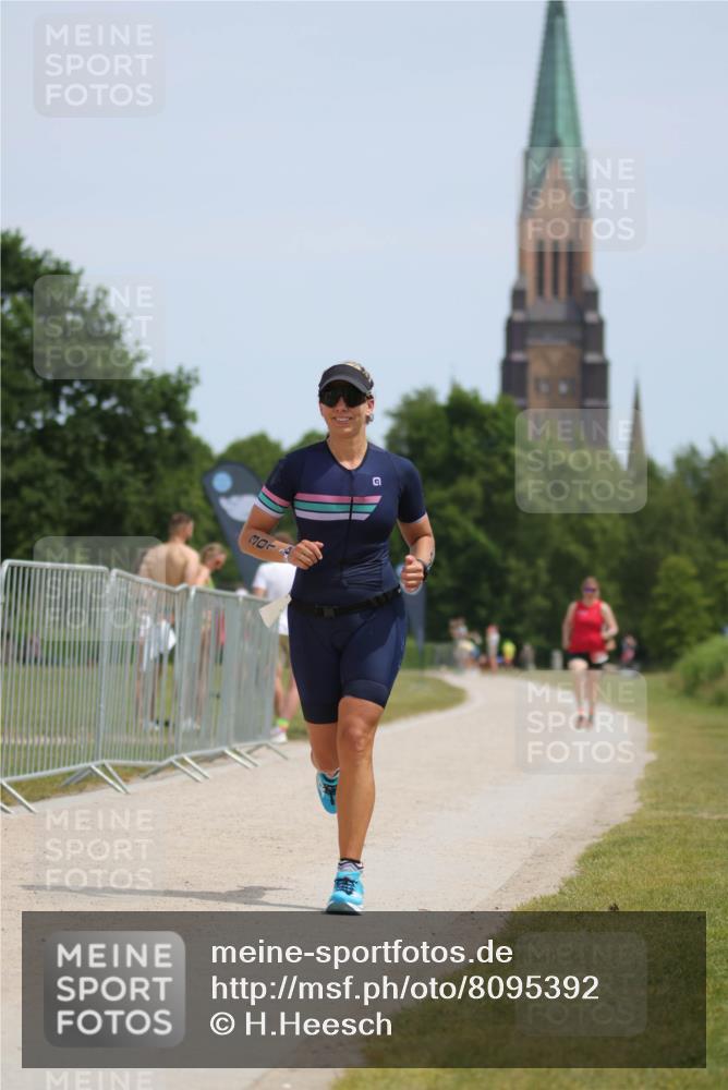 22.06.2025 - Viking Triathlon H.Heesch http://msf.ph/oto/8095392 22.06.2025 13:07:02 Laufen 301 meine-sportfotos.de
