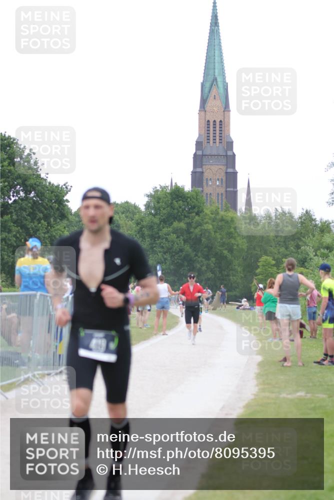 22.06.2025 - Viking Triathlon H.Heesch http://msf.ph/oto/8095395 22.06.2025 15:27:27 Laufen 130, 418, 419 meine-sportfotos.de