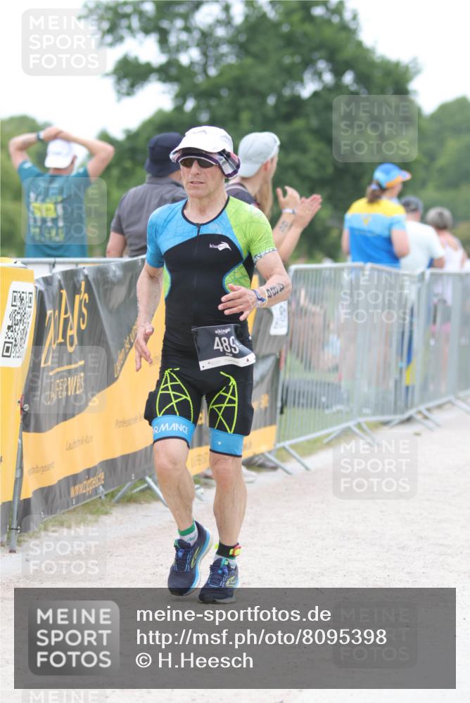 22.06.2025 - Viking Triathlon H.Heesch http://msf.ph/oto/8095398 22.06.2025 15:27:45 Laufen 61, 313, 489 meine-sportfotos.de