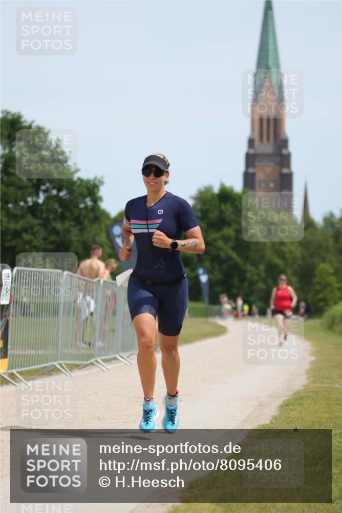22.06.2025 - Viking Triathlon H.Heesch http://msf.ph/oto/8095406 22.06.2025 13:07:02 Laufen 301 meine-sportfotos.de