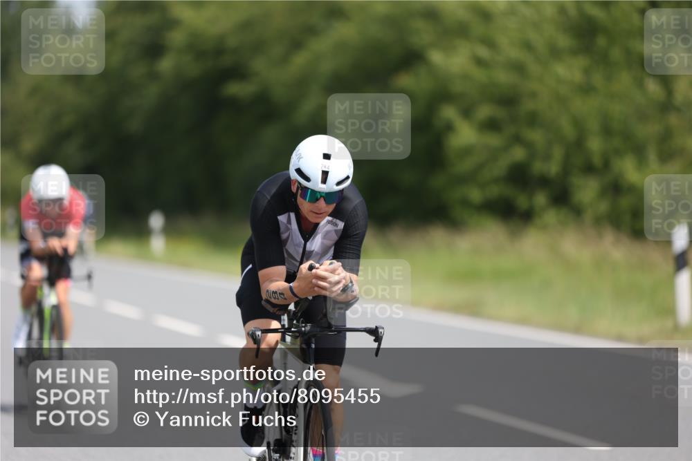 22.06.2025 - Viking Triathlon Yannick Fuchs http://msf.ph/oto/8095455 22.06.2025 11:57:59 Radfahren 5, 219, 271, 284, 294, 343, 429 meine-sportfotos.de
