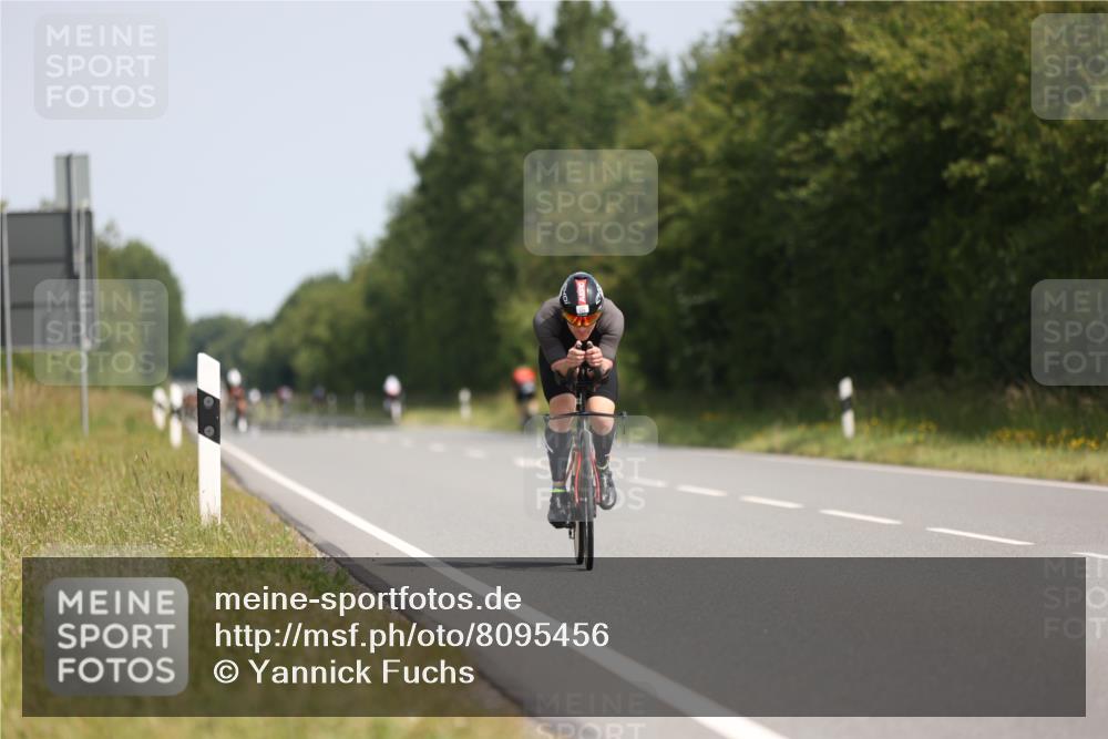 22.06.2025 - Viking Triathlon Yannick Fuchs http://msf.ph/oto/8095456 22.06.2025 11:20:44 Radfahren 169, 448, 508 meine-sportfotos.de