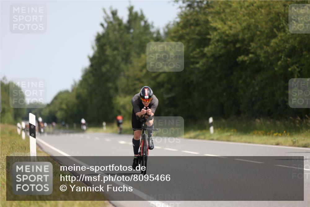 22.06.2025 - Viking Triathlon Yannick Fuchs http://msf.ph/oto/8095466 22.06.2025 11:20:44 Radfahren 169, 448, 508 meine-sportfotos.de