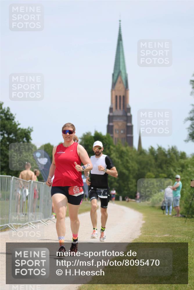 22.06.2025 - Viking Triathlon H.Heesch http://msf.ph/oto/8095470 22.06.2025 13:07:12 Laufen 7, 616 meine-sportfotos.de