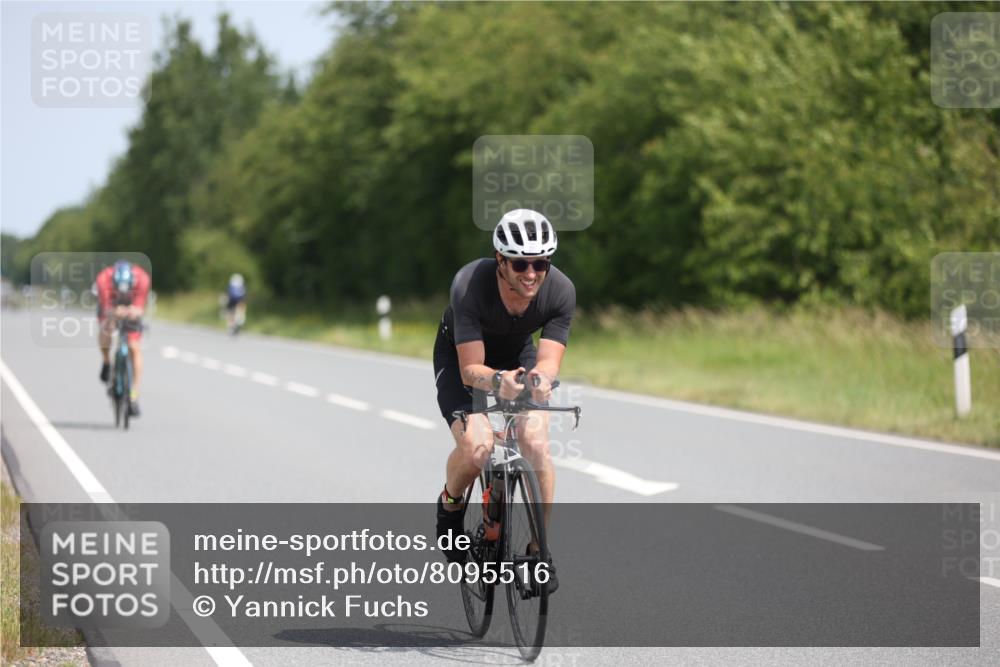 22.06.2025 - Viking Triathlon Yannick Fuchs http://msf.ph/oto/8095516 22.06.2025 11:58:01 Radfahren 5, 219, 271, 284, 343, 429 meine-sportfotos.de
