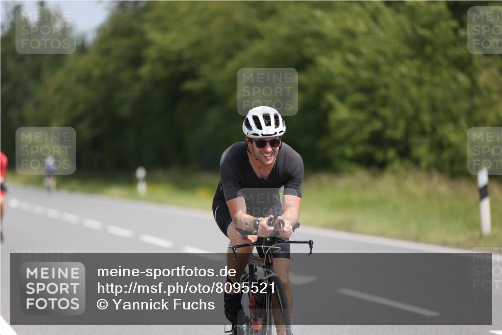 22.06.2025 - Viking Triathlon Yannick Fuchs http://msf.ph/oto/8095521 22.06.2025 11:58:01 Radfahren 5, 219, 271, 284, 343, 429 meine-sportfotos.de
