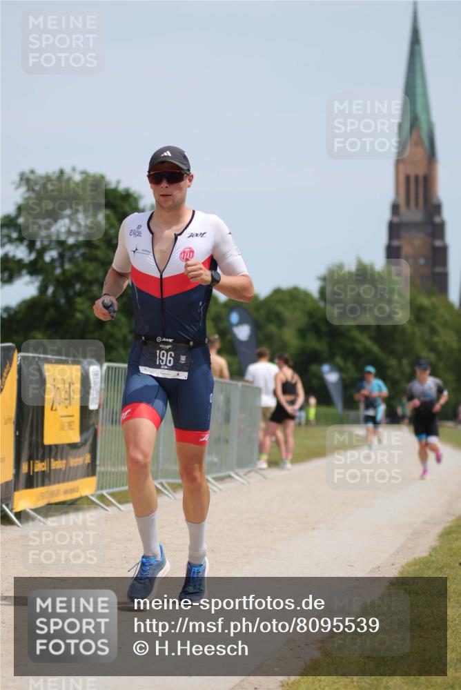 22.06.2025 - Viking Triathlon H.Heesch http://msf.ph/oto/8095539 22.06.2025 13:07:38 Laufen 12, 196 meine-sportfotos.de