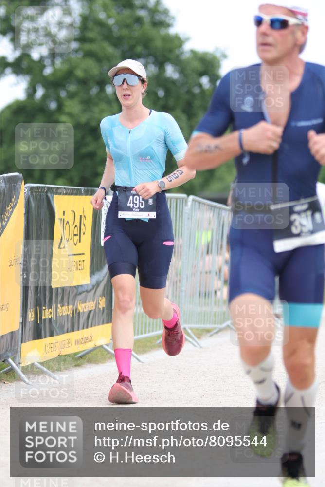 22.06.2025 - Viking Triathlon H.Heesch http://msf.ph/oto/8095544 22.06.2025 13:24:34 Laufen 375, 397, 495 meine-sportfotos.de
