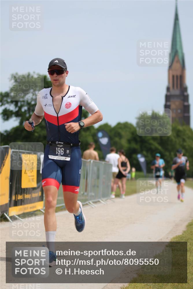 22.06.2025 - Viking Triathlon H.Heesch http://msf.ph/oto/8095550 22.06.2025 13:07:38 Laufen 12, 196 meine-sportfotos.de