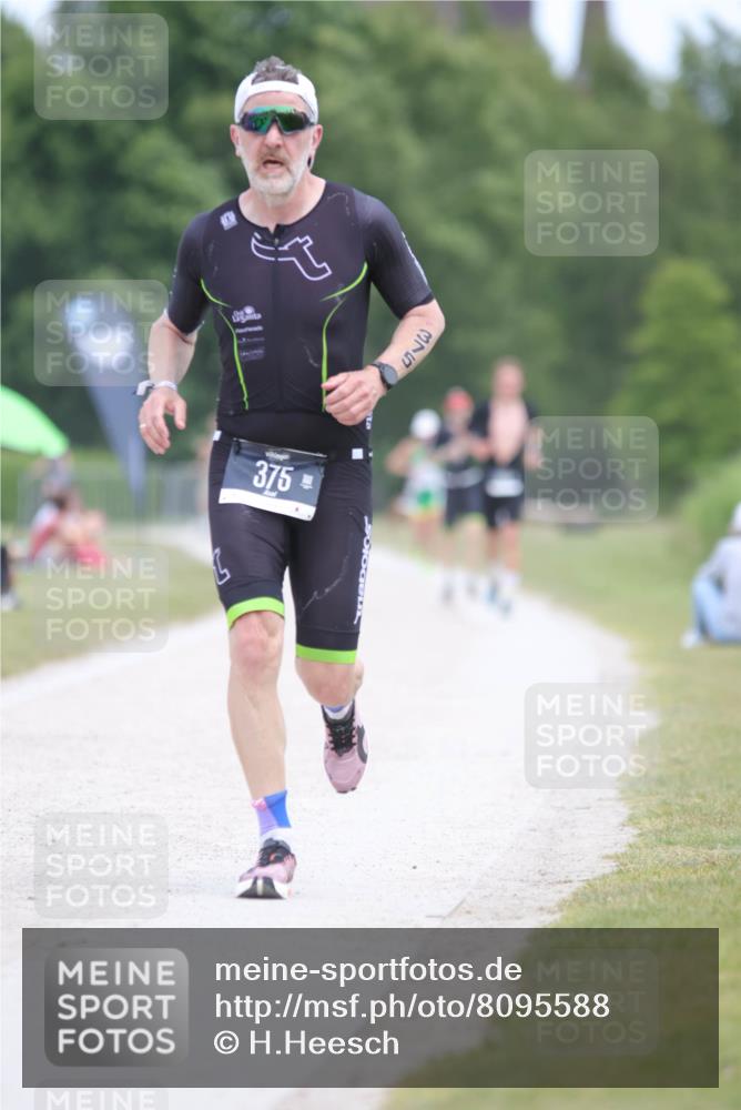 22.06.2025 - Viking Triathlon H.Heesch http://msf.ph/oto/8095588 22.06.2025 13:24:36 Laufen 375, 397, 495 meine-sportfotos.de