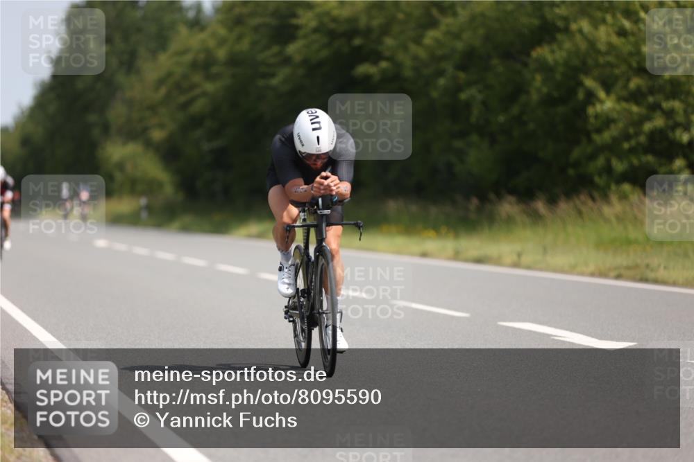 22.06.2025 - Viking Triathlon Yannick Fuchs http://msf.ph/oto/8095590 22.06.2025 11:20:56 Radfahren 97, 292, 422, 524, 546 meine-sportfotos.de
