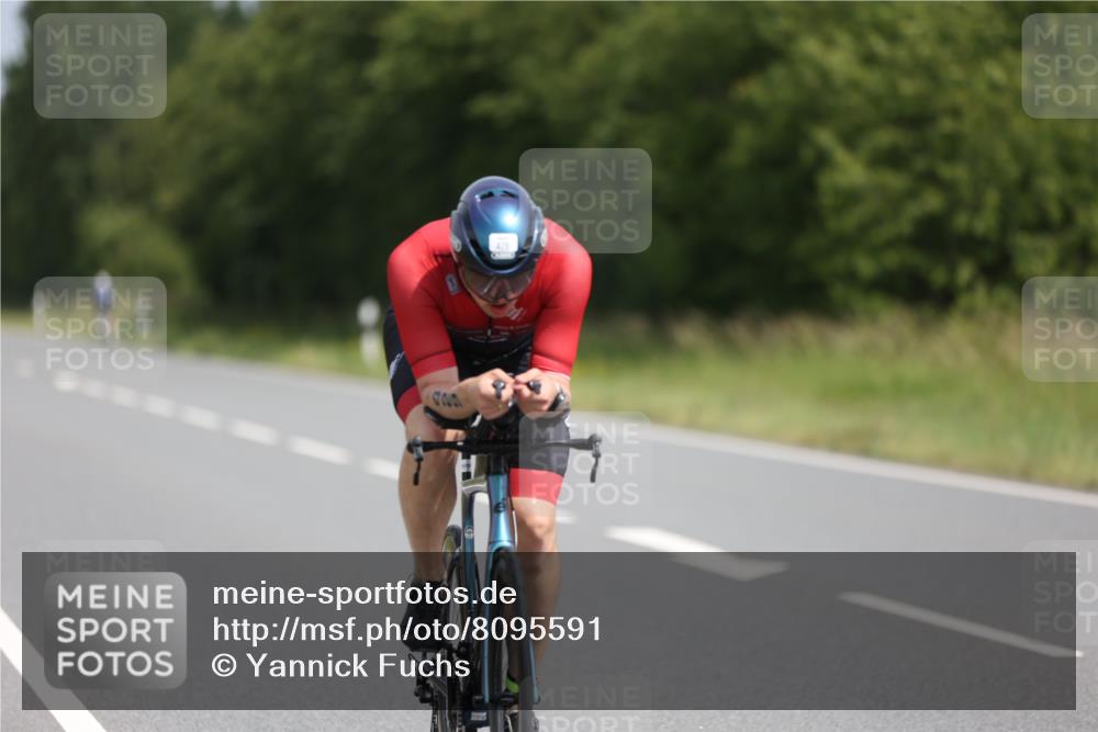 22.06.2025 - Viking Triathlon Yannick Fuchs http://msf.ph/oto/8095591 22.06.2025 11:58:03 Radfahren 5, 216, 219, 271, 284, 343, 429 meine-sportfotos.de