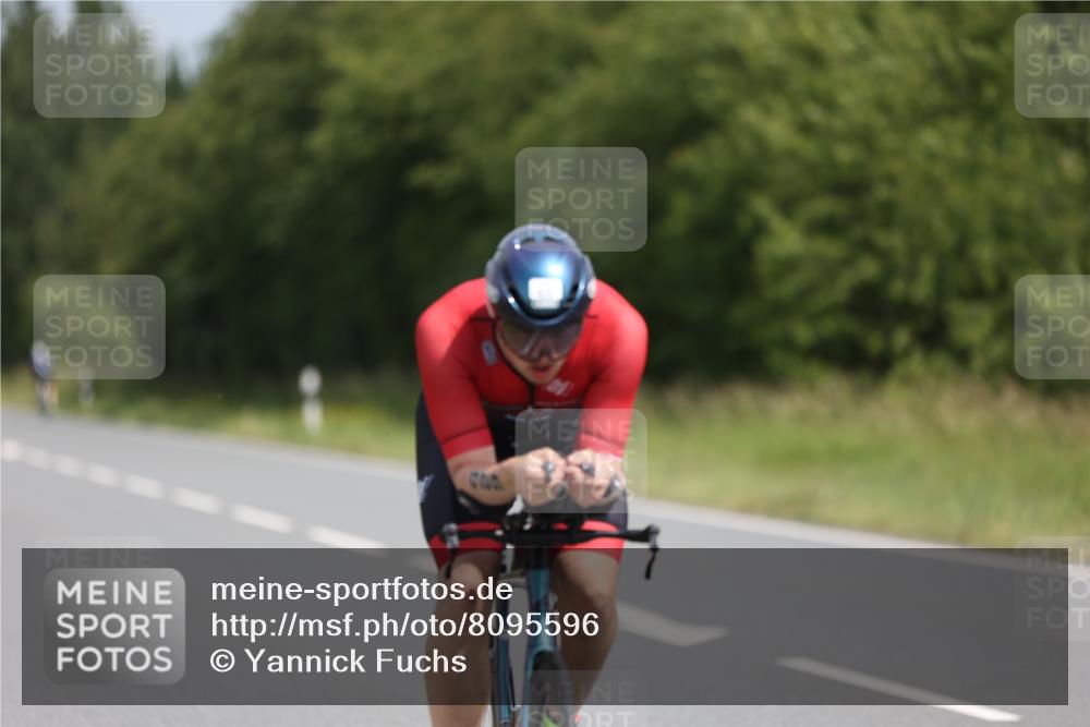 22.06.2025 - Viking Triathlon Yannick Fuchs http://msf.ph/oto/8095596 22.06.2025 11:58:04 Radfahren 5, 216, 219, 271, 343, 429 meine-sportfotos.de