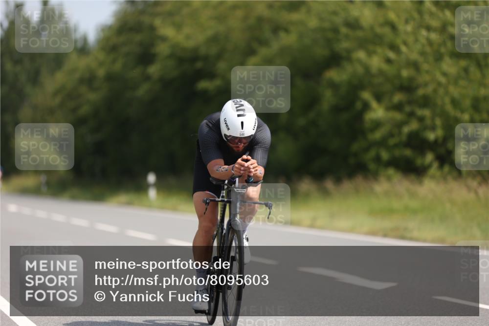 22.06.2025 - Viking Triathlon Yannick Fuchs http://msf.ph/oto/8095603 22.06.2025 11:20:56 Radfahren 97, 292, 422, 524, 546 meine-sportfotos.de