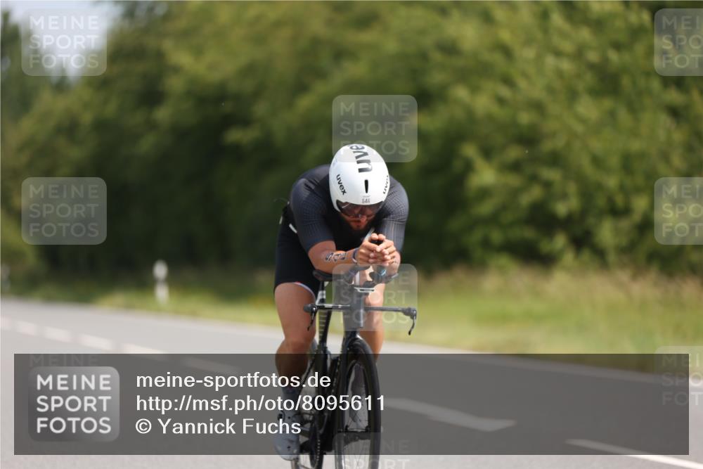 22.06.2025 - Viking Triathlon Yannick Fuchs http://msf.ph/oto/8095611 22.06.2025 11:20:57 Radfahren 97, 292, 422, 524, 546 meine-sportfotos.de