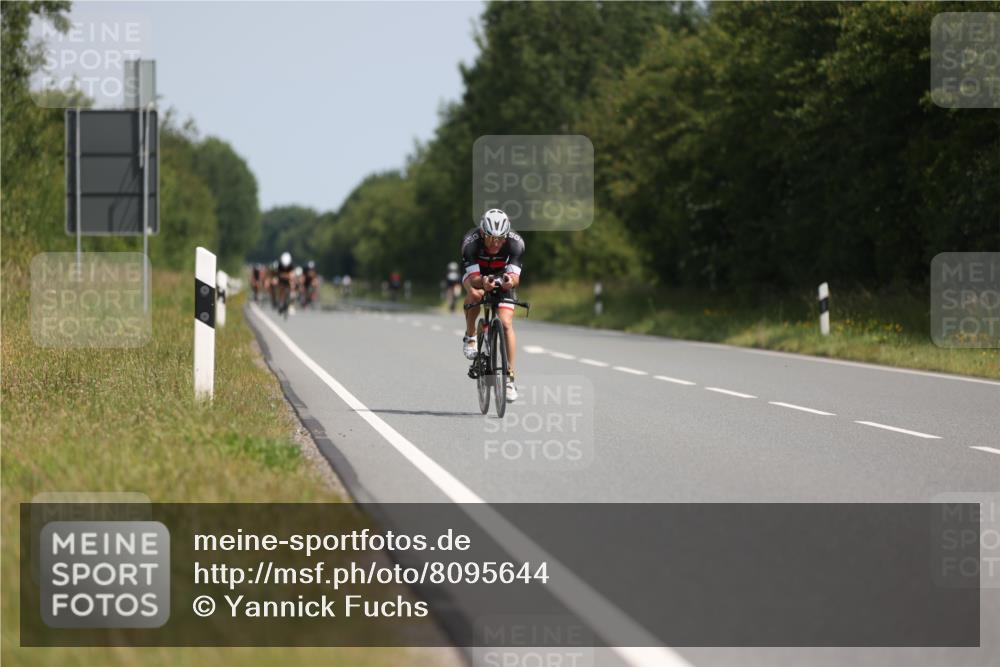 22.06.2025 - Viking Triathlon Yannick Fuchs http://msf.ph/oto/8095644 22.06.2025 11:20:58 Radfahren 97, 292, 422, 524, 546 meine-sportfotos.de