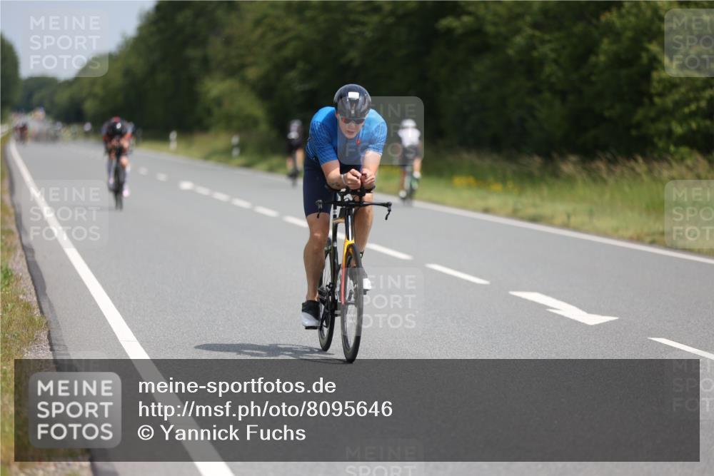 22.06.2025 - Viking Triathlon Yannick Fuchs http://msf.ph/oto/8095646 22.06.2025 11:58:11 Radfahren 216, 355 meine-sportfotos.de