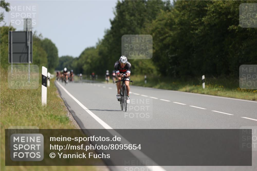 22.06.2025 - Viking Triathlon Yannick Fuchs http://msf.ph/oto/8095654 22.06.2025 11:20:58 Radfahren 97, 292, 422, 524, 546 meine-sportfotos.de