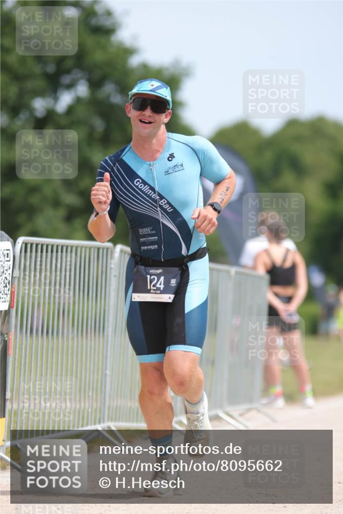 22.06.2025 - Viking Triathlon H.Heesch http://msf.ph/oto/8095662 22.06.2025 13:07:46 Laufen 12, 124 meine-sportfotos.de