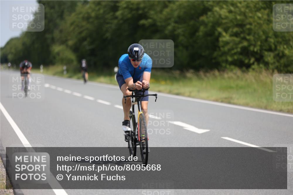 22.06.2025 - Viking Triathlon Yannick Fuchs http://msf.ph/oto/8095668 22.06.2025 11:58:12 Radfahren 216, 355 meine-sportfotos.de
