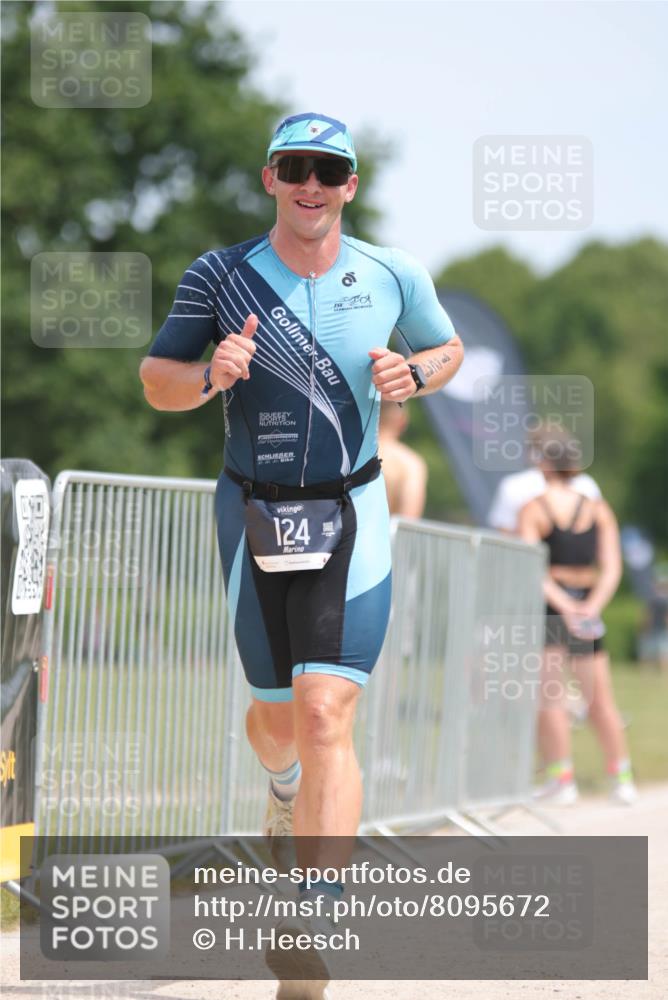 22.06.2025 - Viking Triathlon H.Heesch http://msf.ph/oto/8095672 22.06.2025 13:07:46 Laufen 12, 124 meine-sportfotos.de