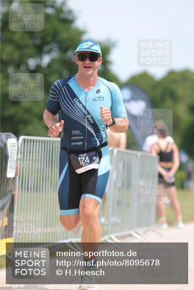 22.06.2025 - Viking Triathlon H.Heesch http://msf.ph/oto/8095678 22.06.2025 13:07:46 Laufen 12, 124 meine-sportfotos.de