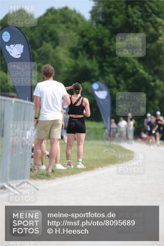 22.06.2025 - Viking Triathlon H.Heesch http://msf.ph/oto/8095689 22.06.2025 13:08:34 Laufen  meine-sportfotos.de