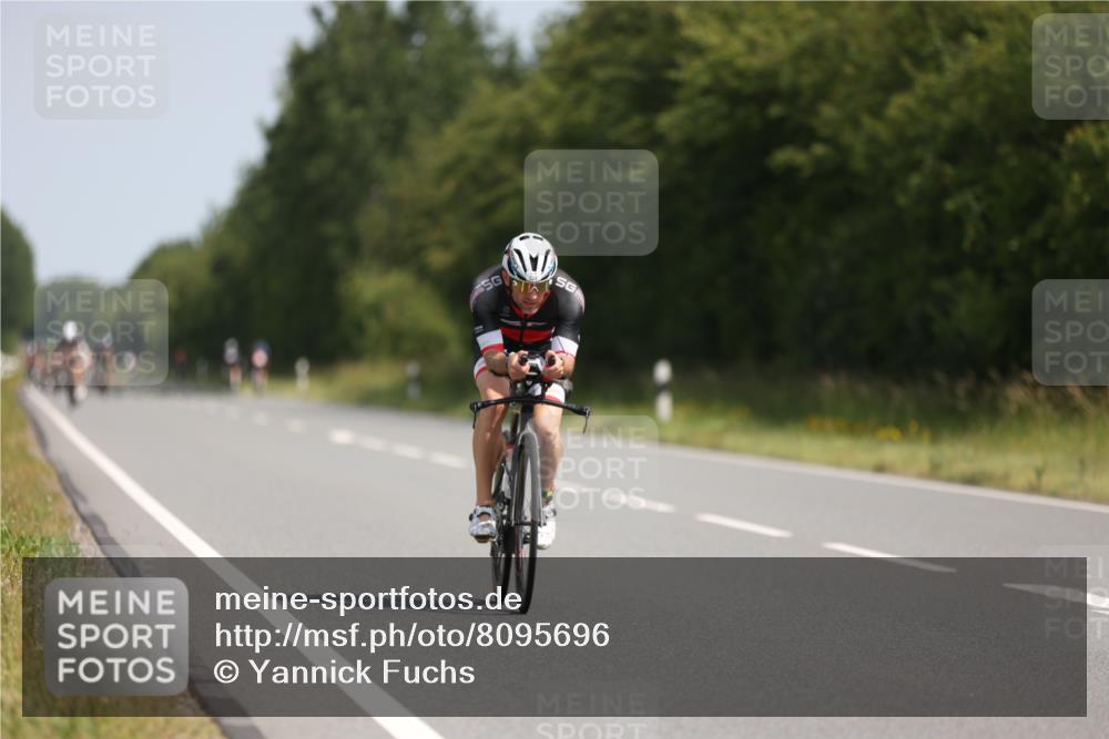 22.06.2025 - Viking Triathlon Yannick Fuchs http://msf.ph/oto/8095696 22.06.2025 11:21:00 Radfahren 97, 149, 292, 422, 477, 524, 546 meine-sportfotos.de